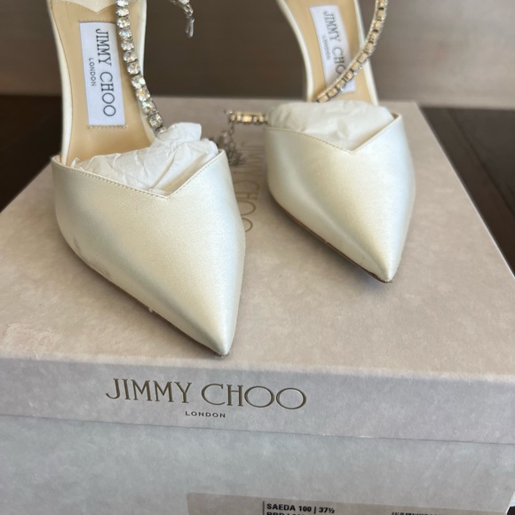 *WORN ONCE FOR PHOTOS* JIMMY CHOO Saeda Ivory Satin Pumps - Picture 2 of 16